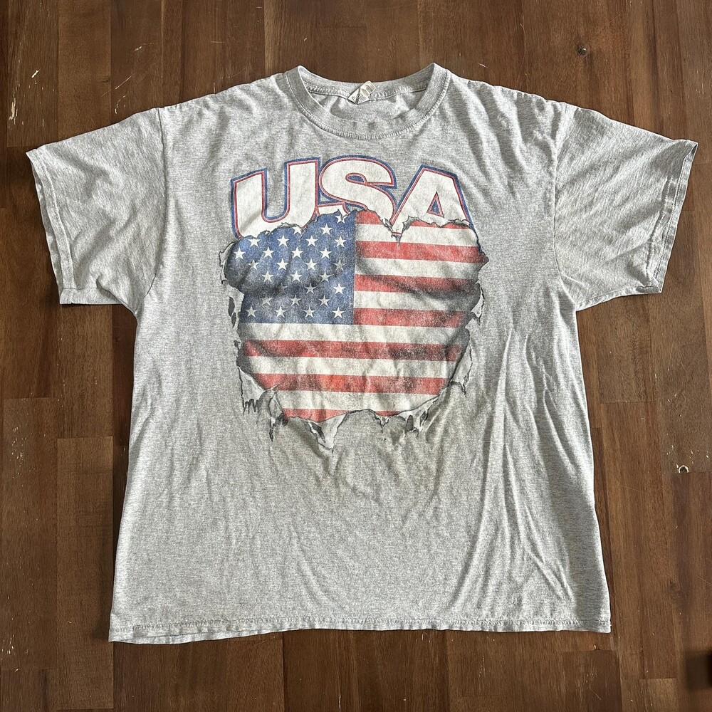 VINTAGE USA American Flag Shirt Mens XL Gray Jerzees Distressed Patriotic Tee